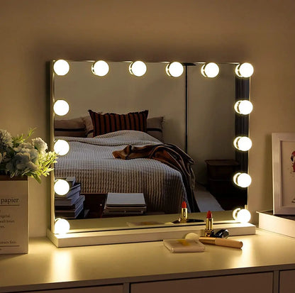 ✧ Hollywood Vanity Mirror with LED Lights